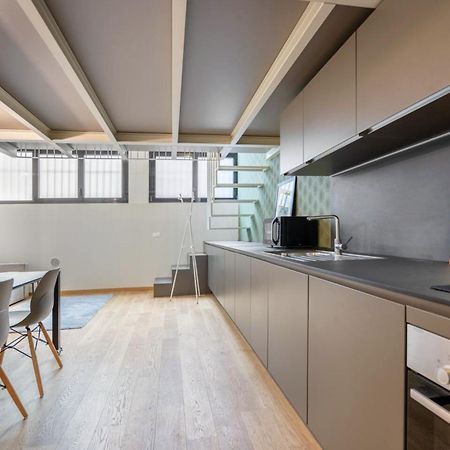 Modern Loft In Porta Venezia - Hosted By Sweetstay Mediolan Zewnętrze zdjęcie